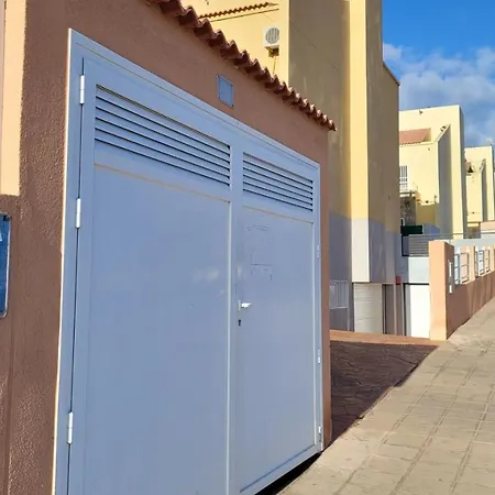 Residencial Oasis Park Daire Lajita